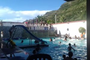 Piscina y Hotel Villa Molice