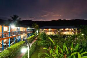 Playa de Oro Lodge Bah&iacute;a Solano