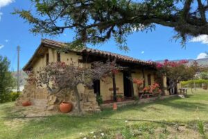 POMPASOLA ALOJAMIENTO