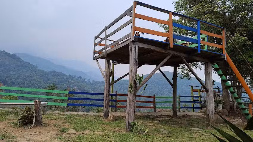 Portal Ca&ntilde;on del Cravo