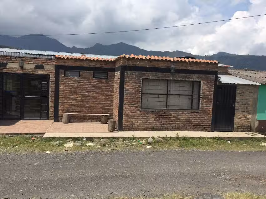 POSADA CAMPESINA LOS OLIVARES