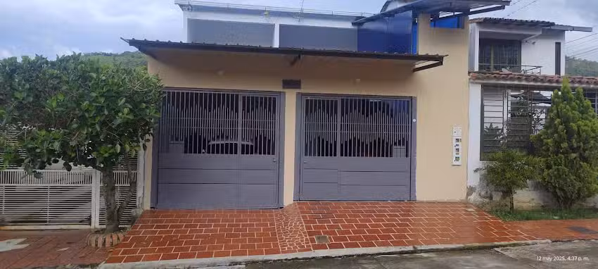 POSADA Familiar VillaOmega