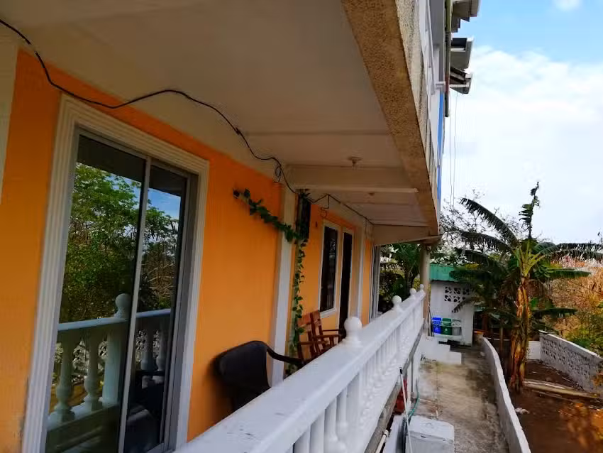 Posada Moon Village Inn