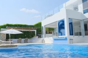 Preciosa Casa en El Pe&ntilde;&oacute;n Condominio Campestre, Girardot.