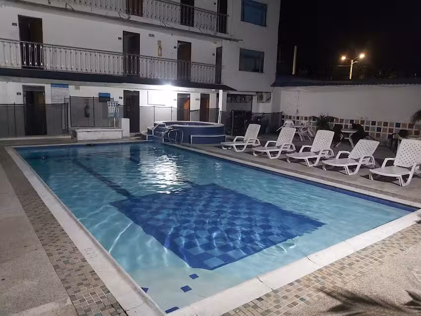 Primavera Plaza Hotel