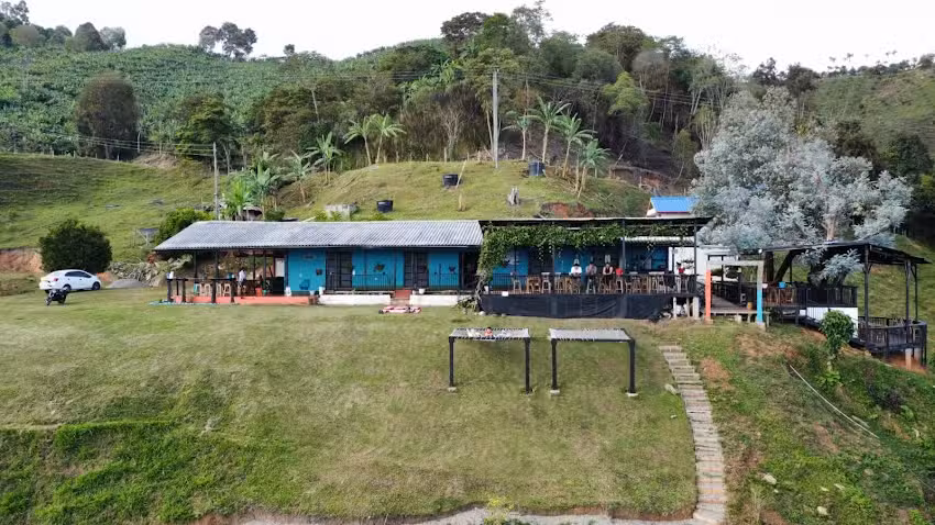 Rancho Aurora, Roldanillo, Colombia