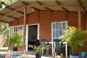 Rancho Super Cheers Turismo de Naturaleza y Aves, Cali