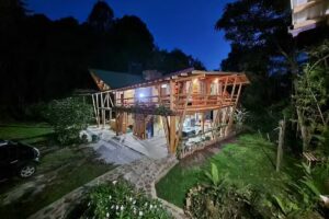 Refugio En El Bosque