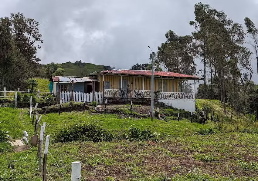 Refugio Paramo Trek Murillo