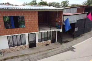 Sancocho_travel Hotel y trasporte en chiva