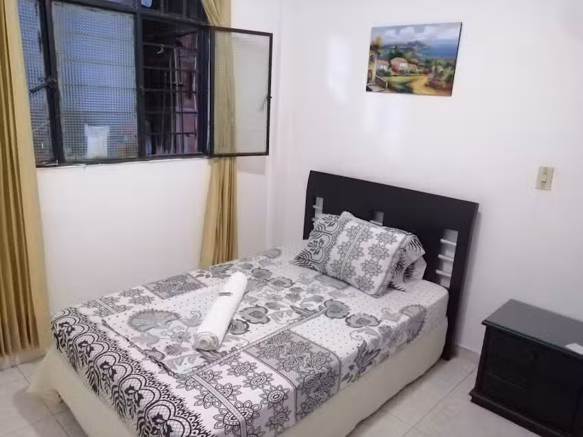 Santa Helena Hotel l Acacias