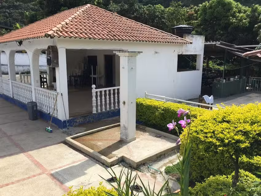 Sede campestre PE&Ntilde;A NEGRA