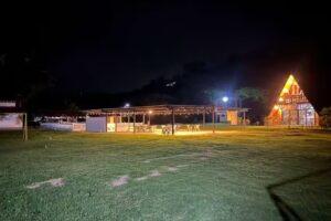 SHADDAI Villeta, Caba&ntilde;as con Jacuzzi Privado, R&iacute;o y Piscina