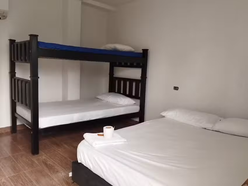 Stella maris hostal la palmera puerto colombia