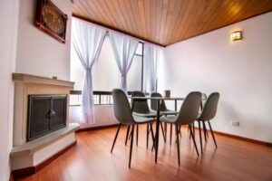 Stylish Urban Escape 3-Bedroom Home – Upperclass Neighborhood