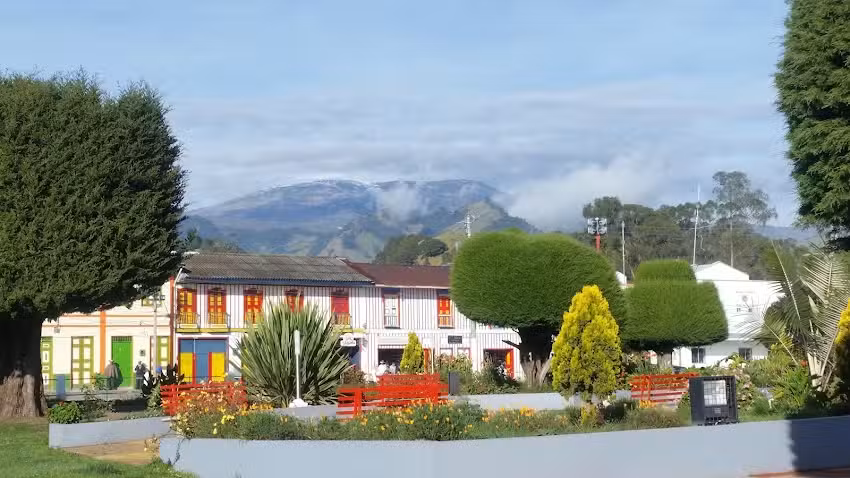 Termales de la Caba&ntilde;a