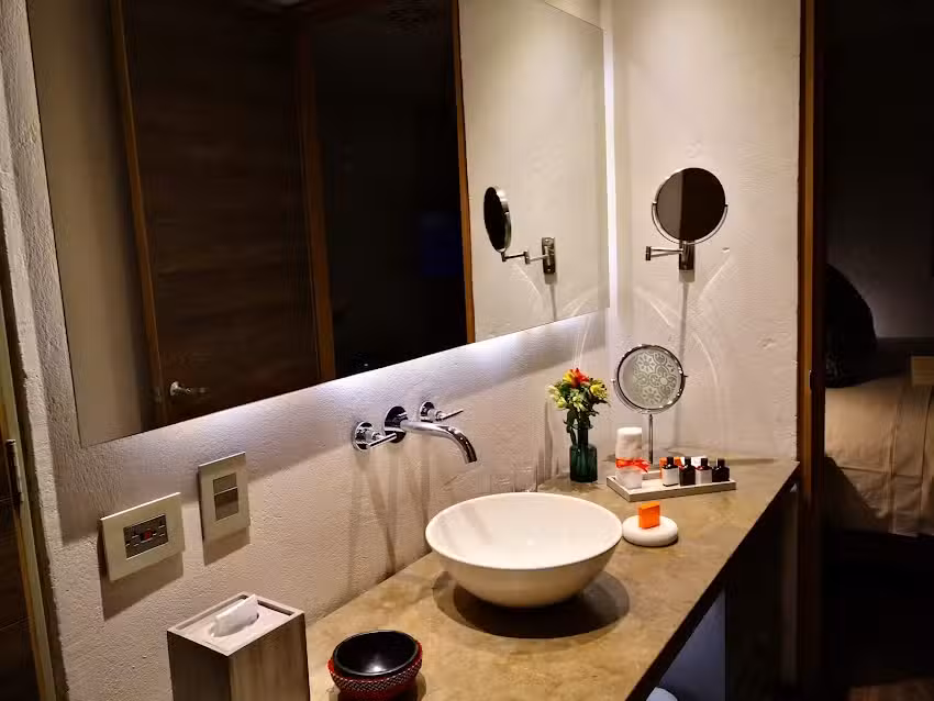 The Artisan D.C. Hotel, Autograph Collection