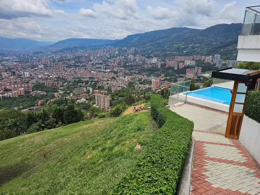 The View | Modern Mansion VIP | Senaventura Finca Envigado| La Mansi&oacute;n Moderna & Mirador VIP