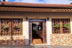 Three House Hostel Boutique