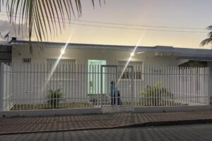 Tropical Breeze Aeropuerto