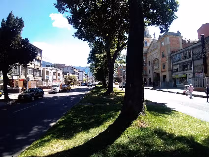 Uhome Residencia Universitaria