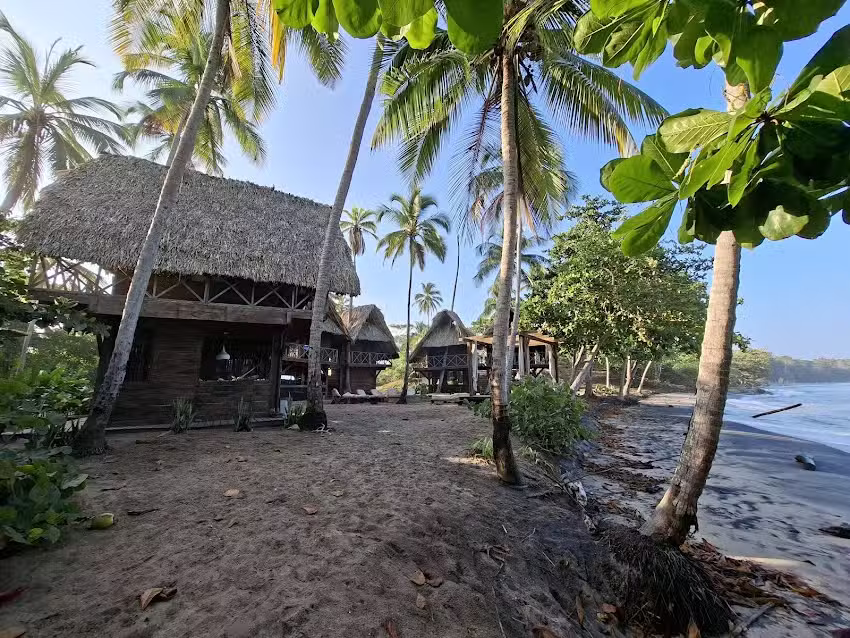 UNU BEACH HOTEL PALOMINO