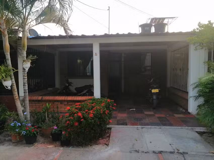 Urbanizaci&oacute;n Las Palmeras