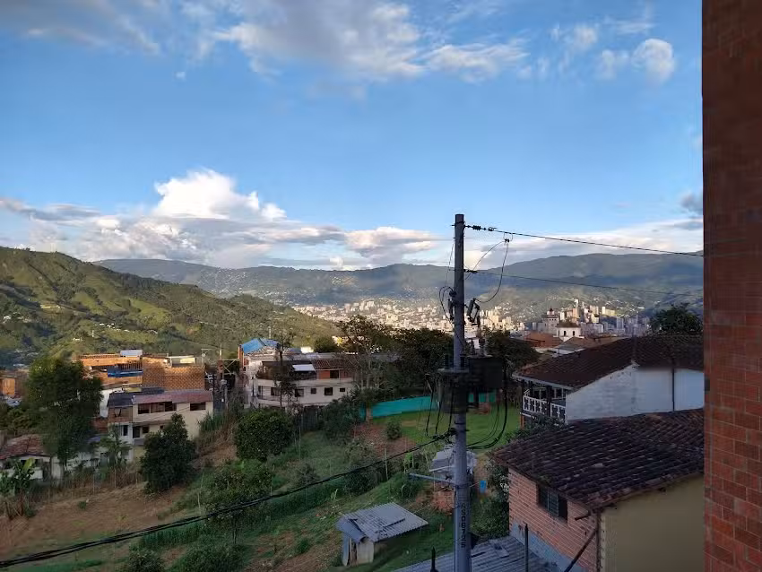 Urbanizaci&oacute;n Prados de Alabanza