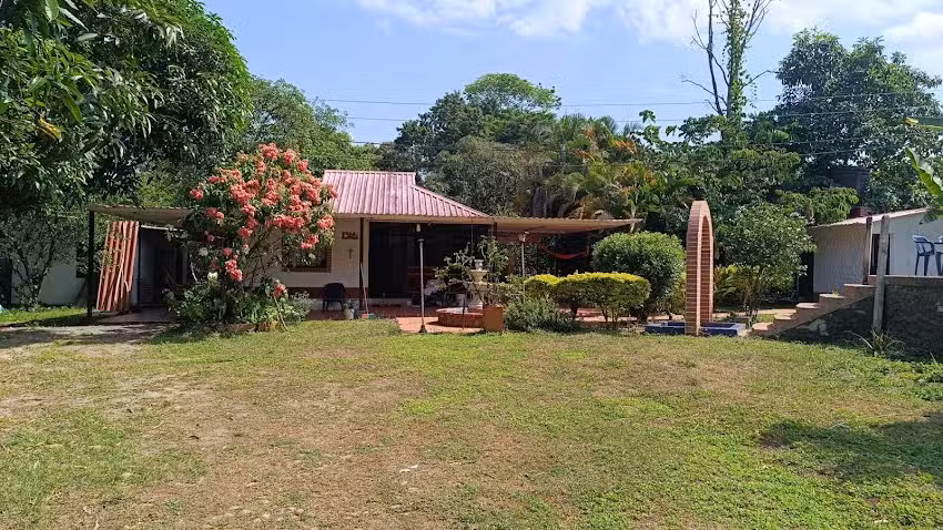 Villa Alejandra Edgar