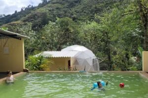 Villa Ines Reserva Termal & Glamping