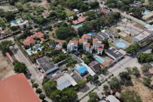 Villa Karry Cr 16 7-110