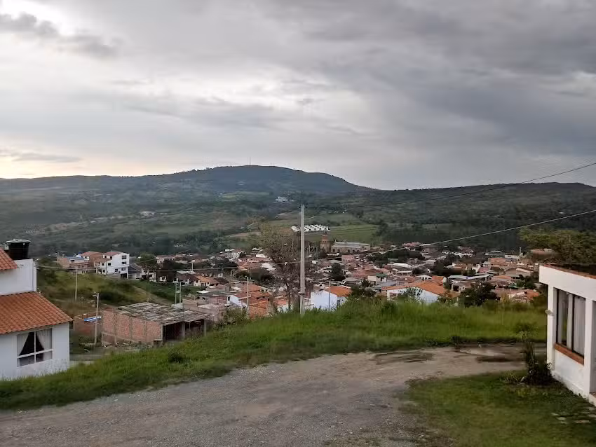 Villa Leticia Casa Hostal