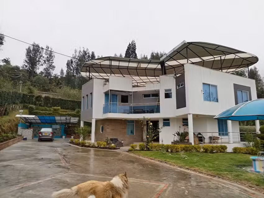 Villa Marias